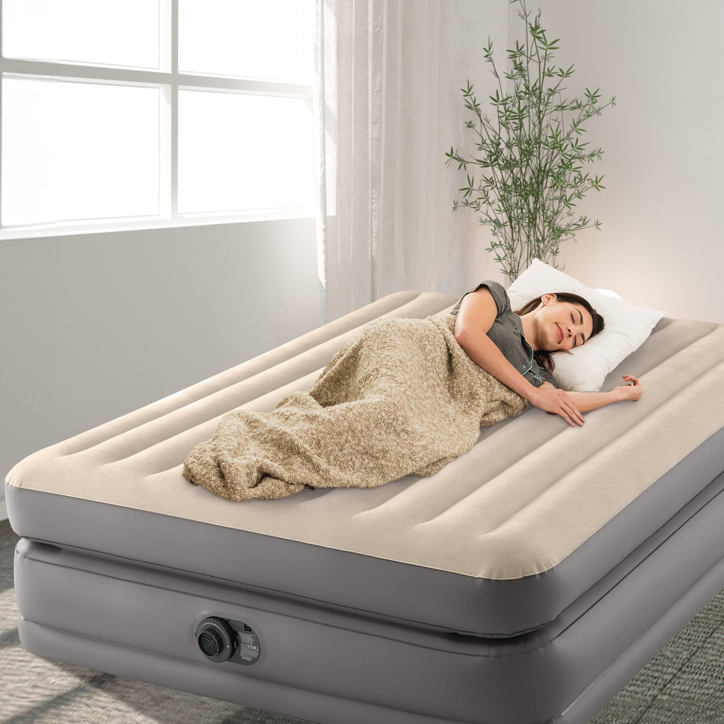 Dura-Beam Plus Queen Elevated Air Mattress 51cm Thickness
