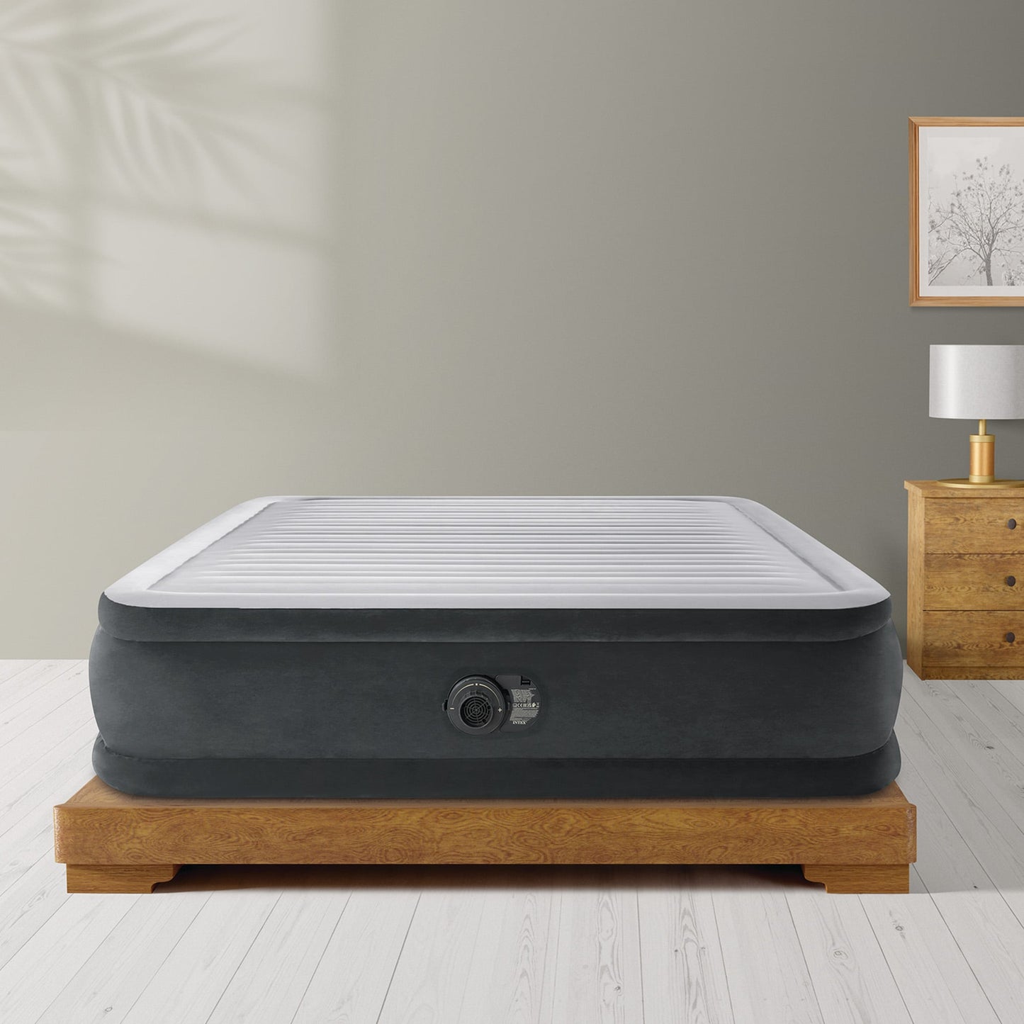 Queen Elevated Air Mattress Intex Dura-Beam Deluxe 46cm Thick Fiber-Tech