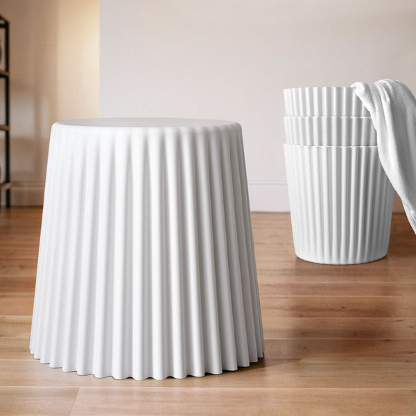  Set of 4 Cupcake Bar Stools Stackable Foot Stools Black/White