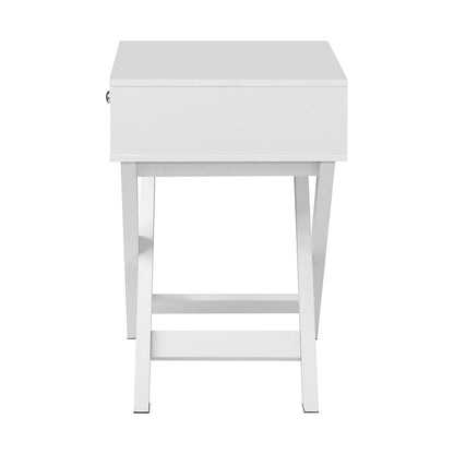 Contemporary Wooden Side Table: Minimalist Elegance for Modern Interiors