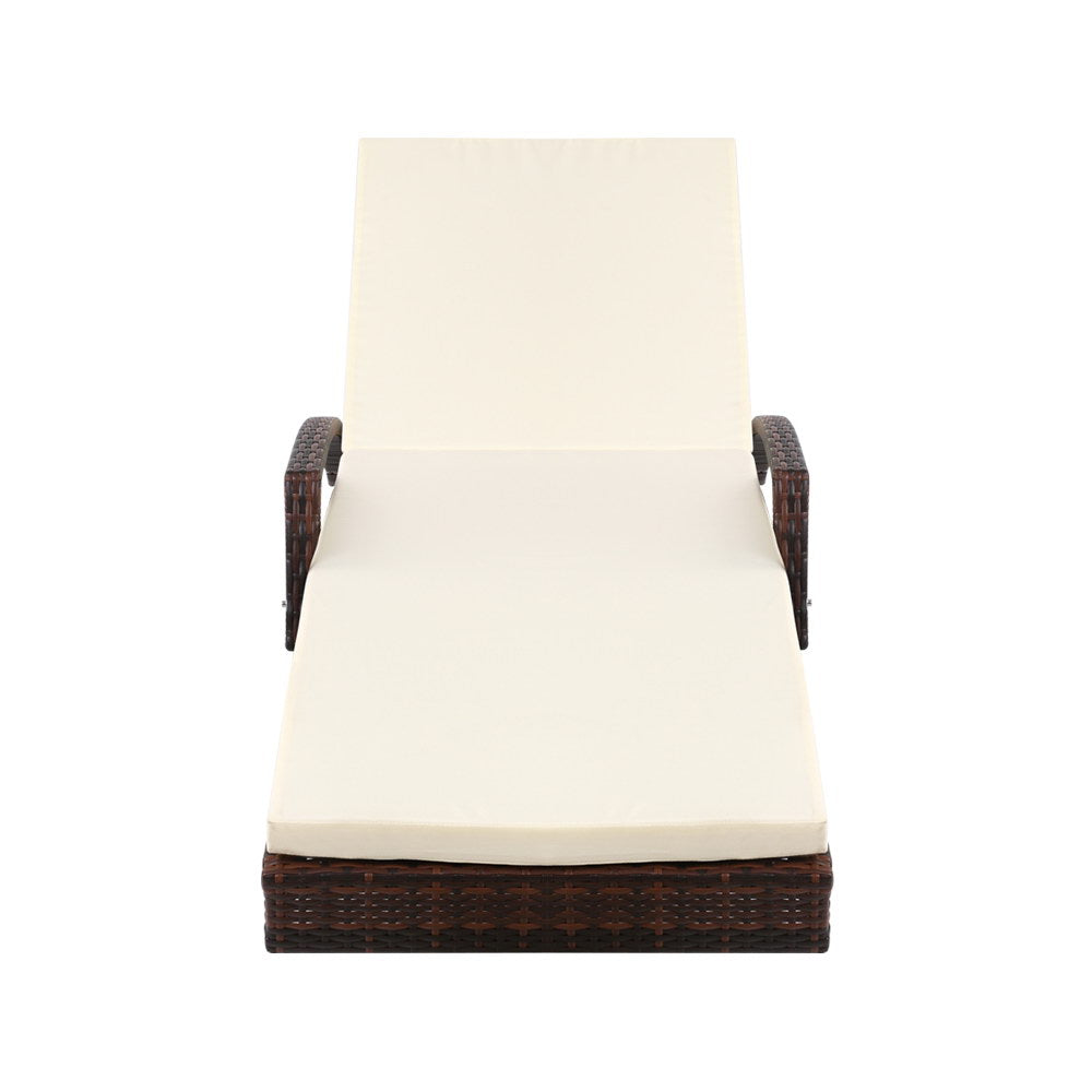 Adjustable Wicker Beach Chair Patio Lounger Brown