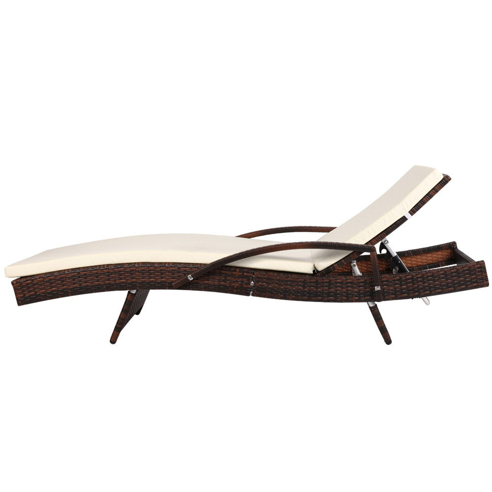 Adjustable Wicker Beach Chair Patio Lounger Brown