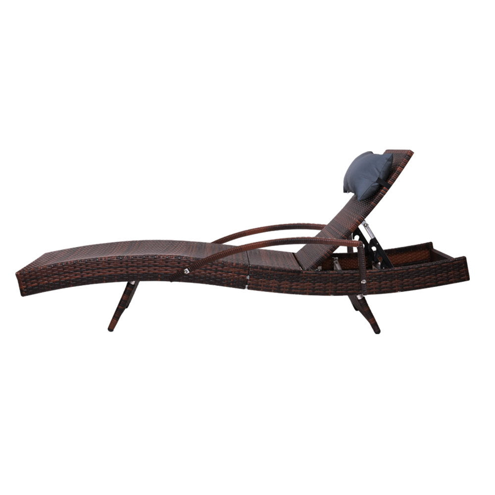 Adjustable Wicker Beach Chair Armrest Brown