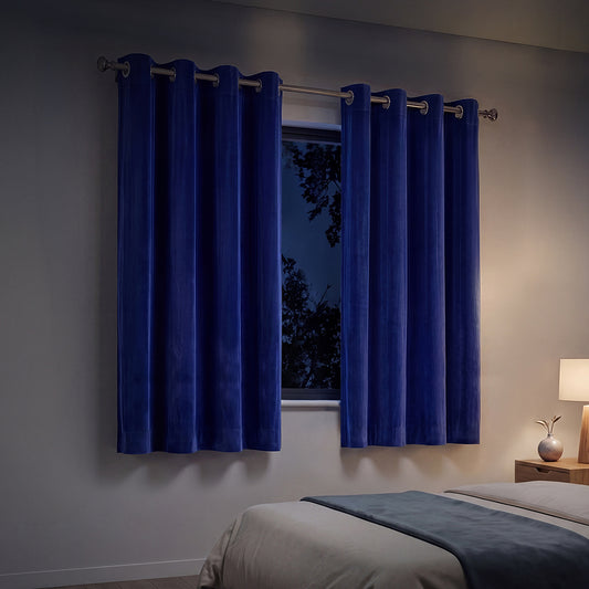 Marlow Velvet Blackout Curtains 2-Panel Room Darkening Eyelet Curtains 132x160cm - 7