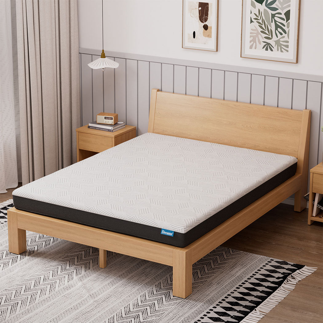 Compact Queen Mattress Gel Memory Foam Cooling Breathable 15cm Medium