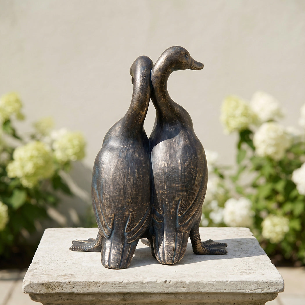 Levede Duck Garden Ornament Resin Garden Statue Home Craft Sculpture Decor Gift