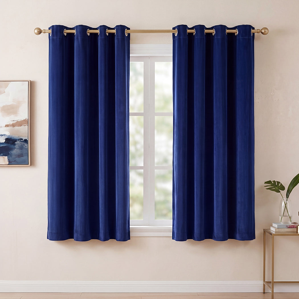Marlow Velvet Blackout Curtains 2-Panel Room Darkening Eyelet Curtains 132x160cm
