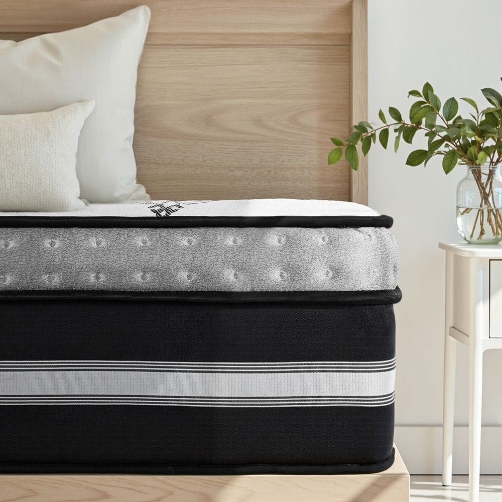 White mattress 190x137x35cm, view 8