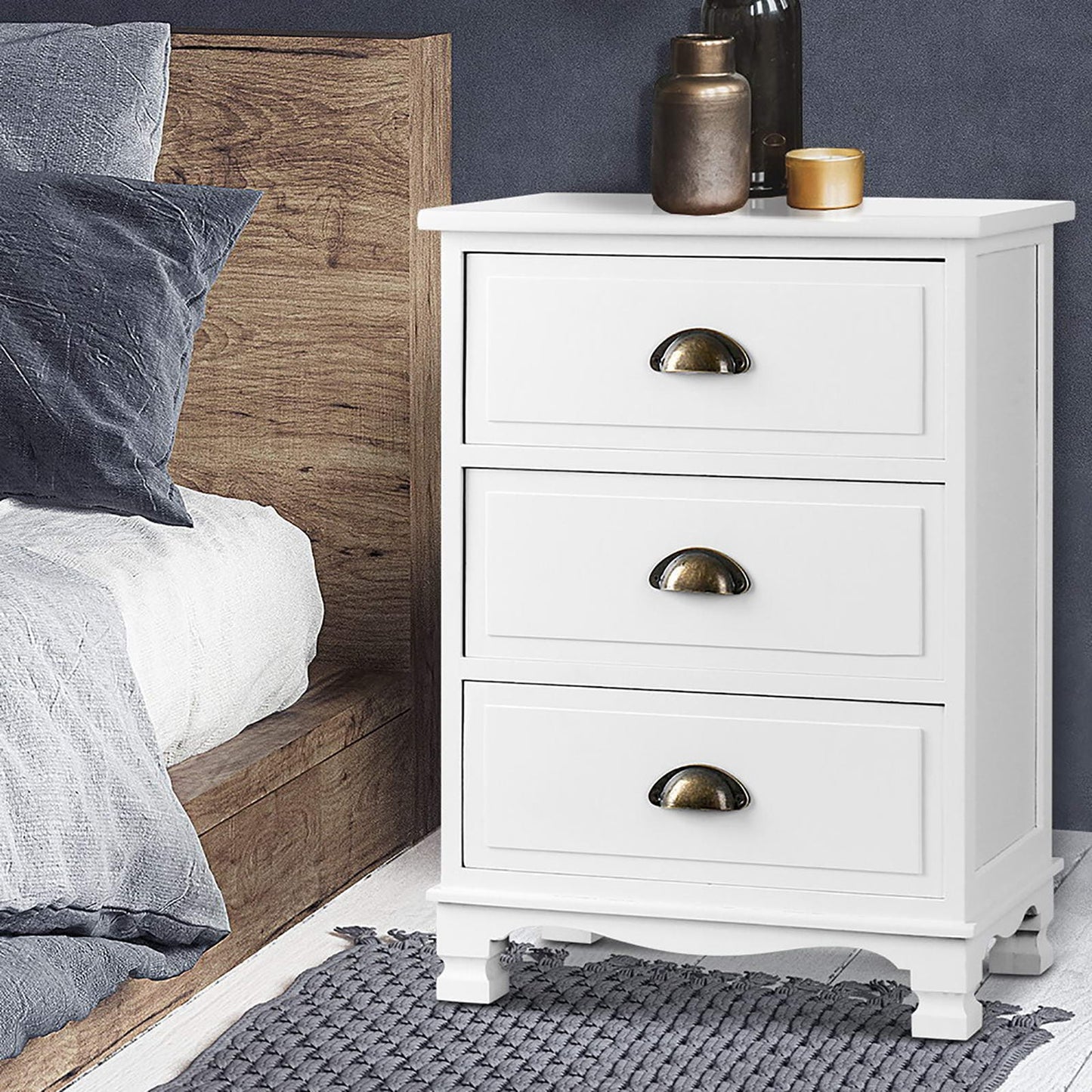 White bedside table 45x30x62.5cm