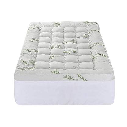 White mattress 203x107cm, detail