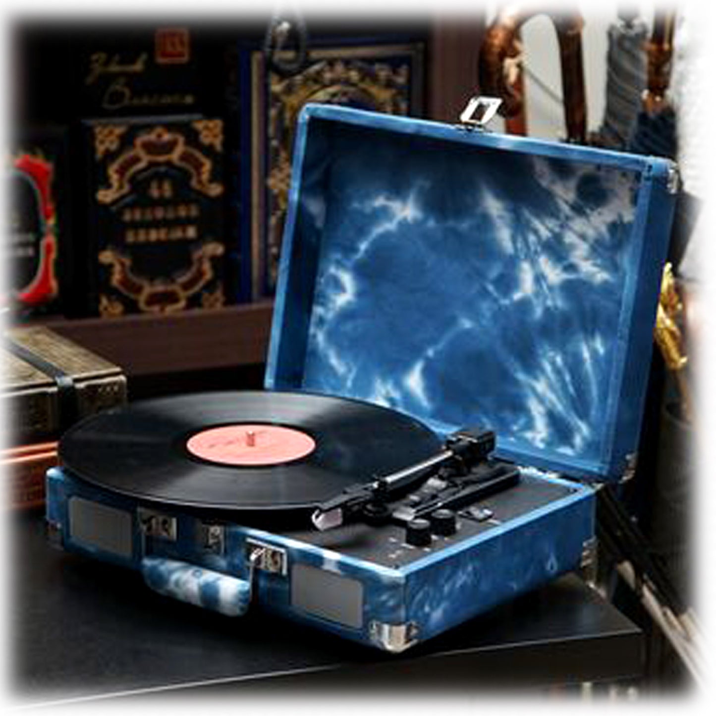 Cruiser Plus Bluetooth Turntable 3 Speed Indigo Blue