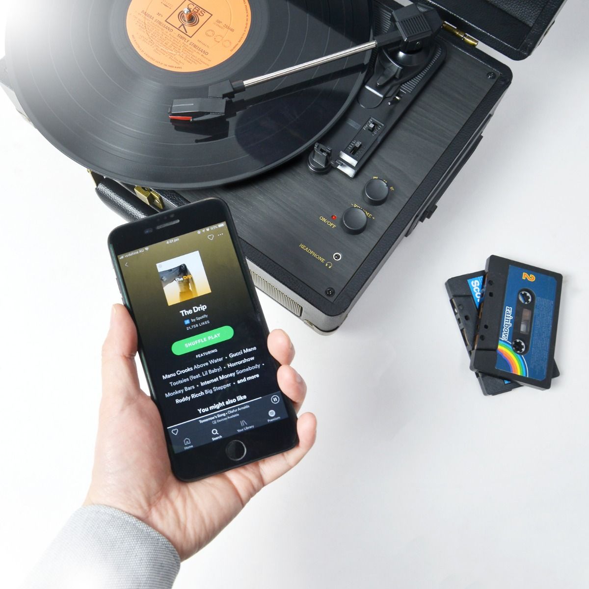 Mbeat Uptown Retro Turntable And Cassette Player With Bluetooth Speakers