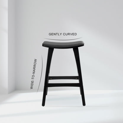 Black chair 46.5x39.5x67cm, in room setting