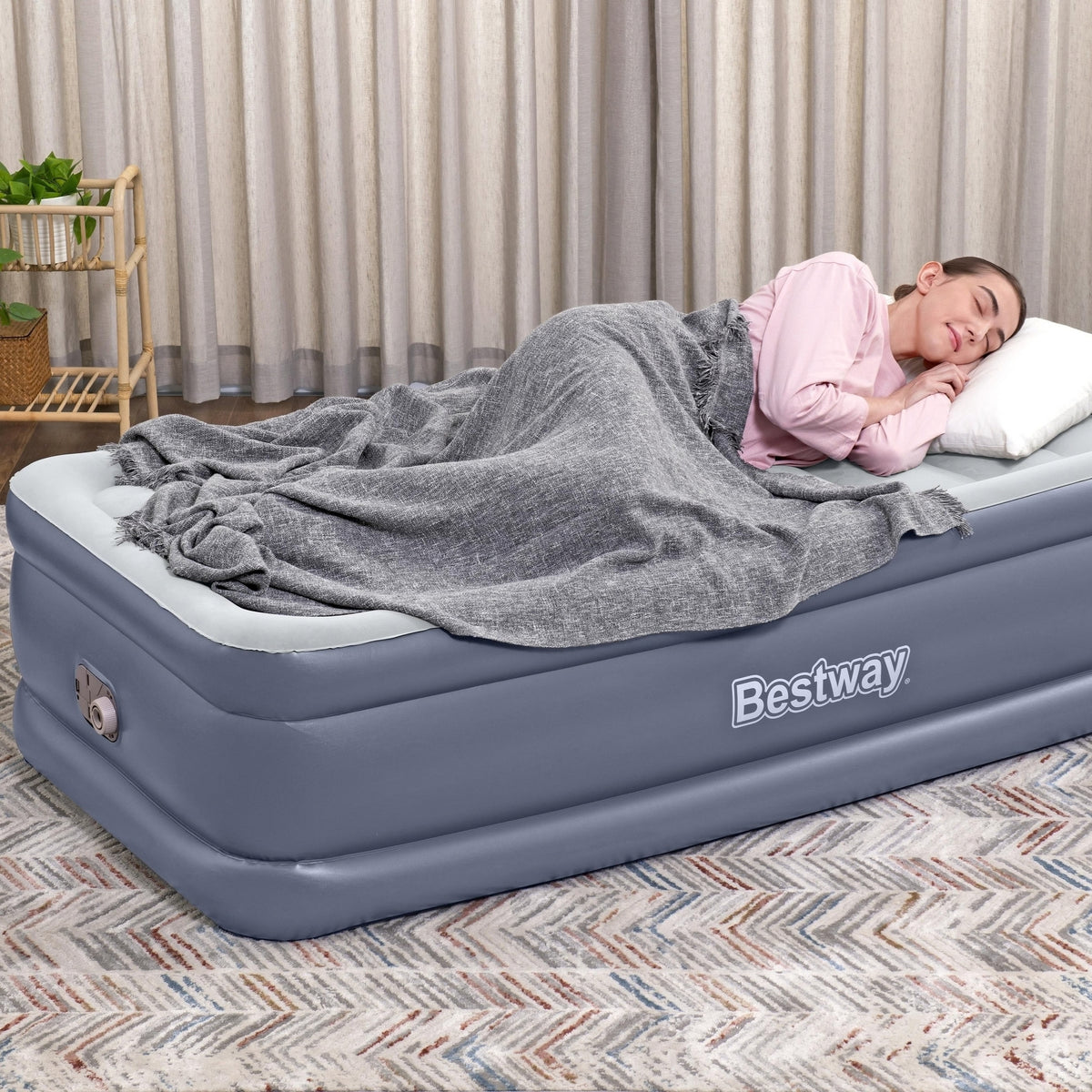 Twin Air Mattress With Built In Pump 97x51cm