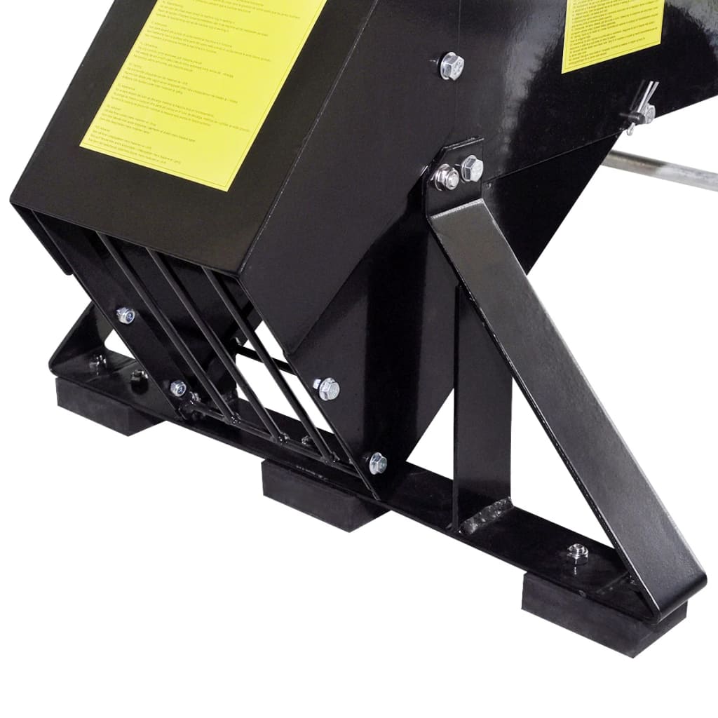 Petrol-powered Wood Chipper with 15 HP Motor