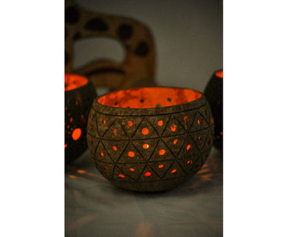 Coco Candle Holder- Golden Pineapple