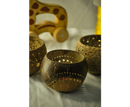 Coco Candle Holder- The Moon Light