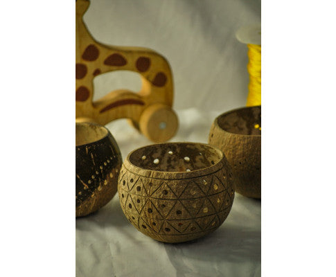  Coco Candle Holder- Golden Pineapple