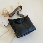 Large Capacity Geometric Strap Vintage Crossbody Bag - Perfect Shoulder Bag for Work & School - Hobo Style