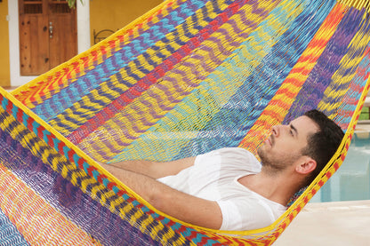 Queen Size Outdoor Cotton Hammock in Confeti