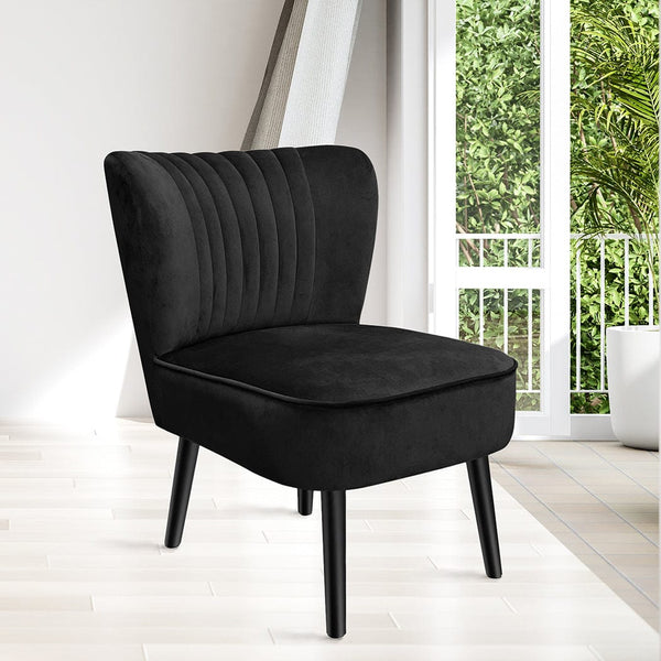  Shell Scallop Design: Black Velvet Accent Chair for Stylish Home